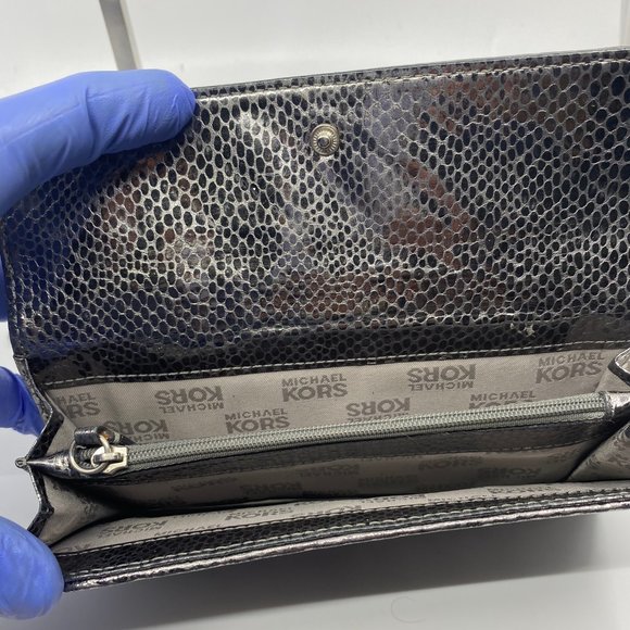 Michael Kors Silver Leather Wallet - Picture 6 of 8